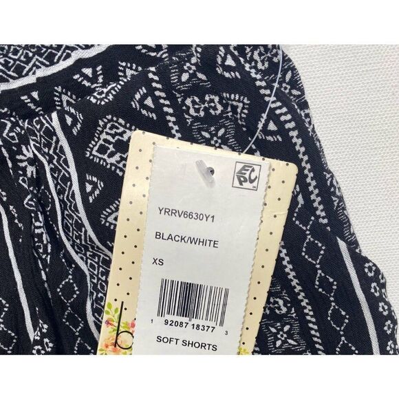 BeBop Shorts Juniors' XS Black White Pockets Comfort Soft Faux-Drawstring NEW - Picture 7 of 12